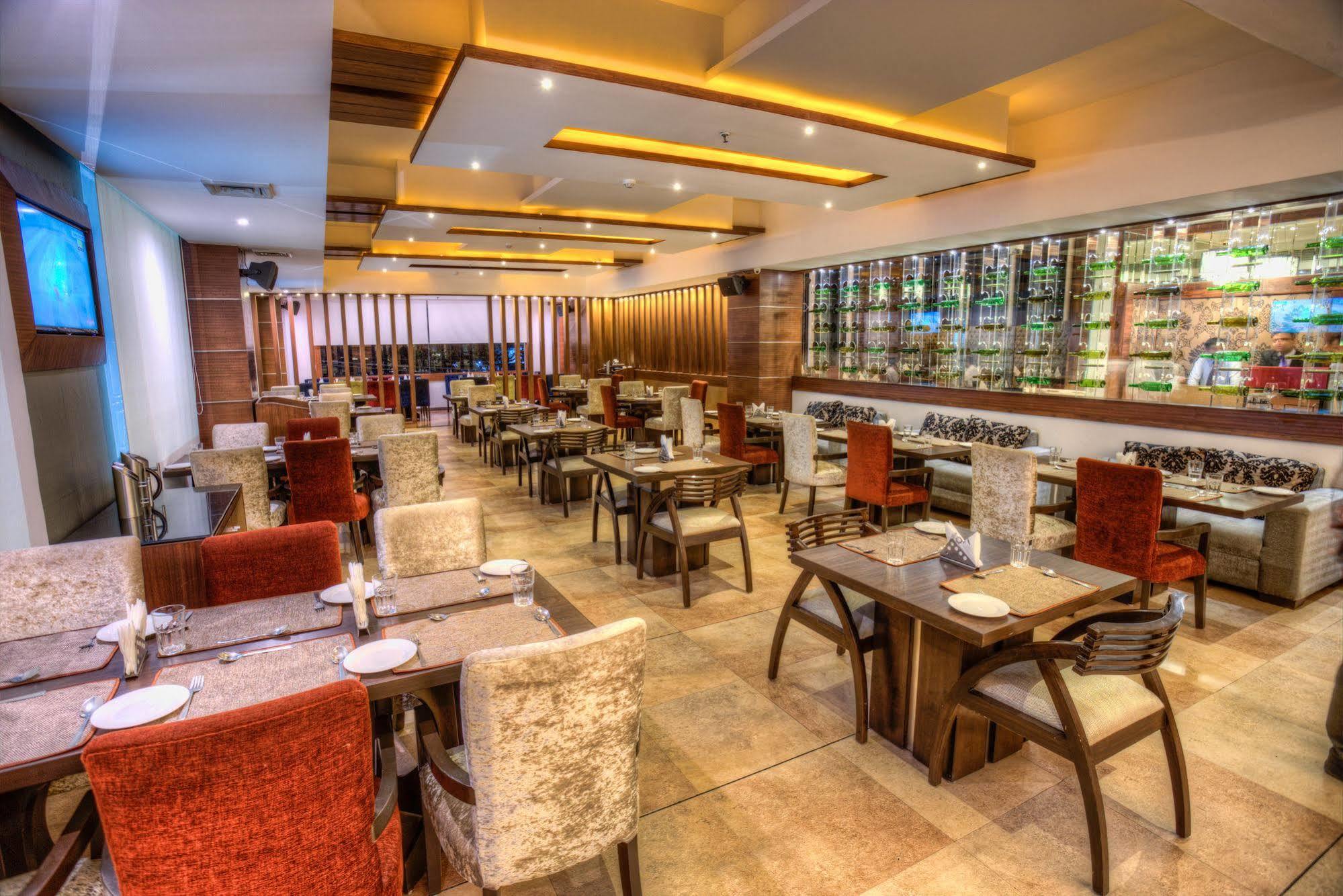 Mercure Chandigarh Tribune Chowk Chandīgarh Exterior foto